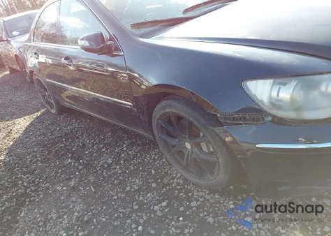 2006 Acura Rl 3.5 z USA, uszkodzony, nr VIN JH4KB16526C012068